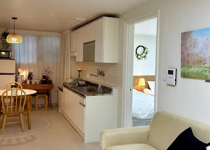 D Day Gangdong Guest house